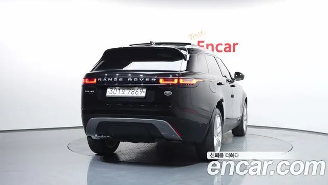 LAND ROVER RANGE ROVER VELAR 2019 — 106 264 км, чёрный, Корея — под ключ — фото 4