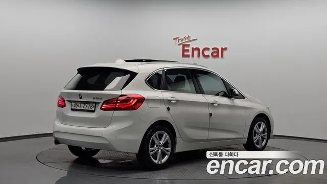BMW 2 SERIES ACTIVE TOURER 2018 — 46 301 км, белый, Корея — под ключ — фото 1