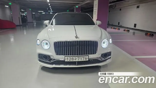 BENTLEY FLYING SPUR — из Кореи под ключ