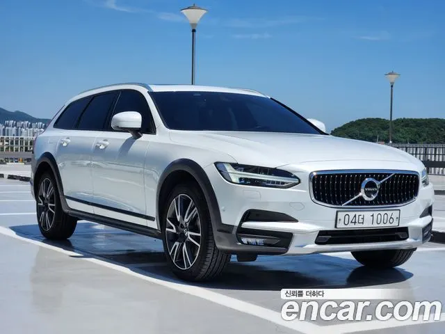 VOLVO V90 CROSS COUNTRY 2019 — 159 026 км, Корея — под ключ — фото 2