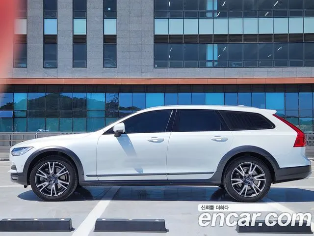 VOLVO V90 CROSS COUNTRY 2019 — 159 026 км, Корея — под ключ — фото 5