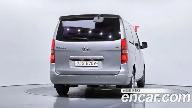 HYUNDAI GRAND STAREX 2015 — 135 839 км, серебристо-серый, Корея — под ключ — фото 4
