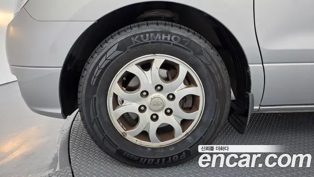 HYUNDAI GRAND STAREX 2015 — 135 839 км, серебристо-серый, Корея — под ключ — фото 5