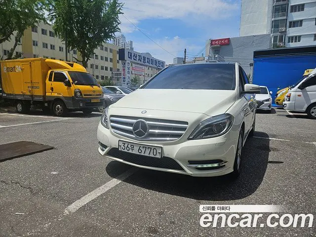 MERCEDES-BENZ B-CLASS W246 2015