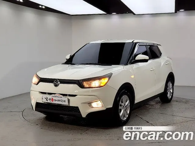KGM TIVOLI 2016 — 144 000 км, белый, Корея — под ключ — фото 2