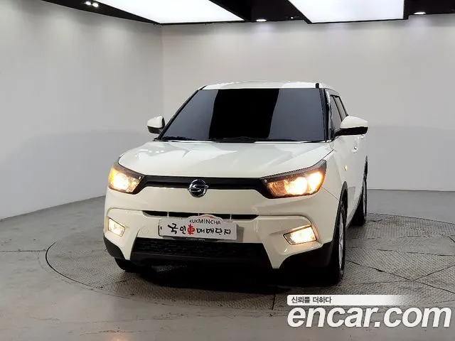 KGM TIVOLI 2016 — 144 000 км, белый, Корея — под ключ — фото 11