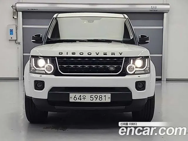 LAND ROVER DISCOVERY 4 2016 — 120 782 км, белый, Корея — под ключ — фото 2