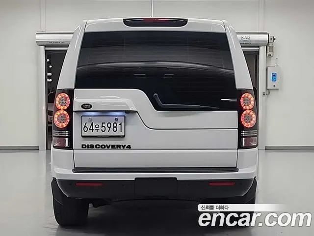 LAND ROVER DISCOVERY 4 2016 — 120 782 км, белый, Корея — под ключ — фото 3
