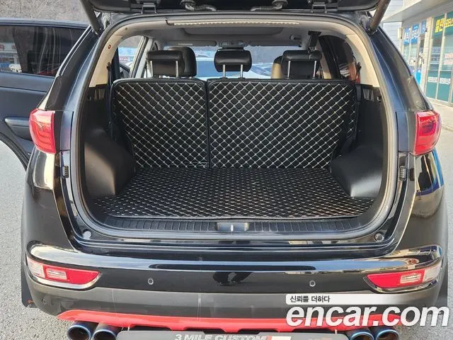 KIA SPORTAGE 2016 — 106 000 км, чёрный, Корея — под ключ — фото 6
