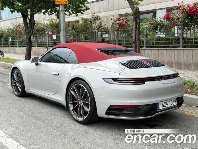 PORSCHE 911 2023 — 13 500 км, серебристо-серый, Корея — под ключ — фото 4