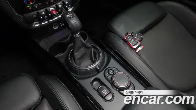 MINI COOPER CLUBMAN 2017 — 114 711 км, белый-перламутр, Корея — под ключ — фото 9
