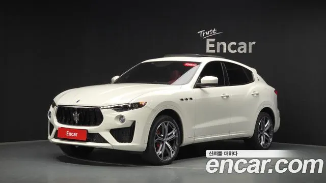 MASERATI LEVANTE 2020