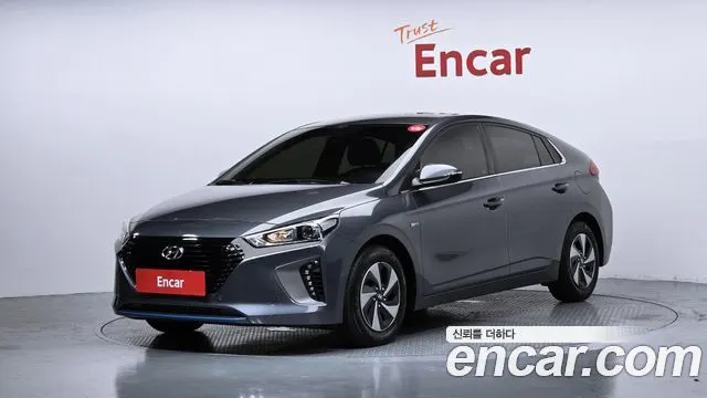 HYUNDAI IONIQ HYBRID 2019