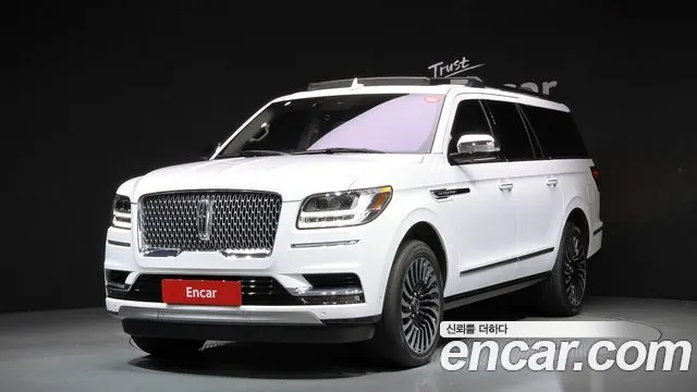 LINCOLN NAVIGATOR 2020