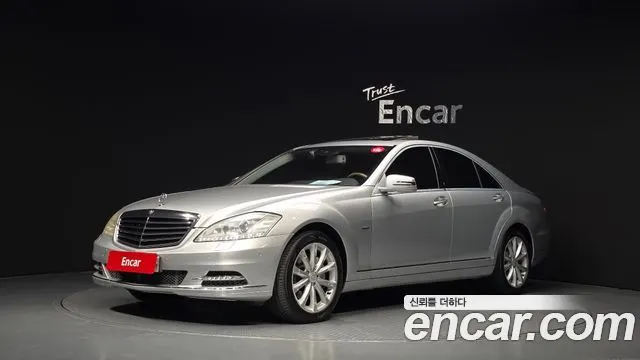 MERCEDES-BENZ S-CLASS W221 2012