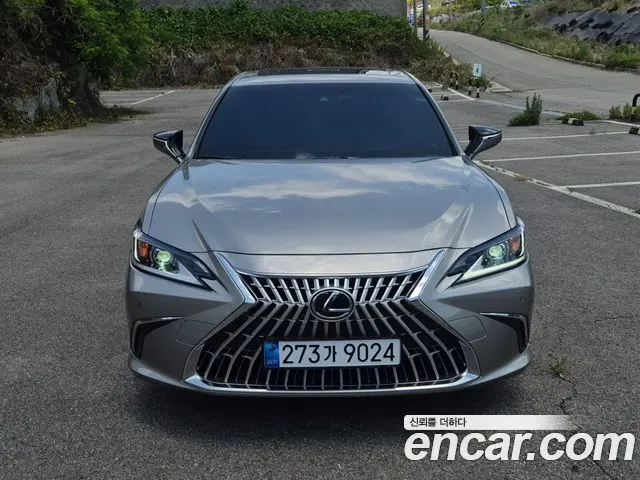 LEXUS ES300H 2026 — 8 км, серебристо-серый, Корея — под ключ — фото 3