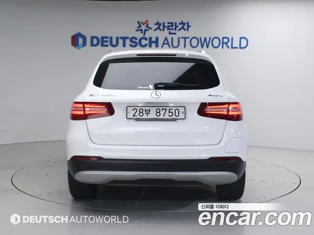 MERCEDES-BENZ GLC-CLASS X253 2019 — 115 378 км, белый, Корея — под ключ — фото 4