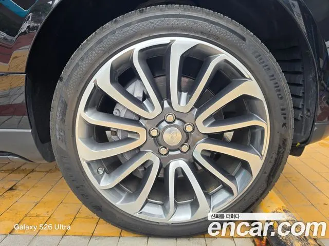 LAND ROVER RANGE ROVER (4 ПОК.) 2015 — 89 000 км, чёрный, Корея — под ключ — фото 5
