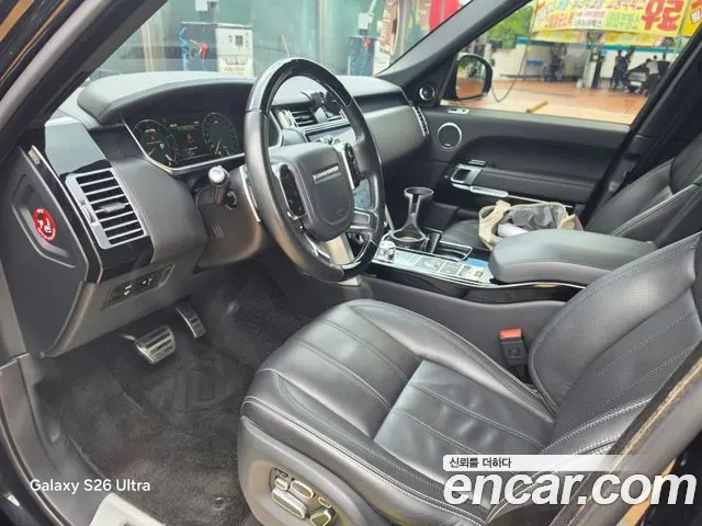 LAND ROVER RANGE ROVER (4 ПОК.) 2015 — 89 000 км, чёрный, Корея — под ключ — фото 9