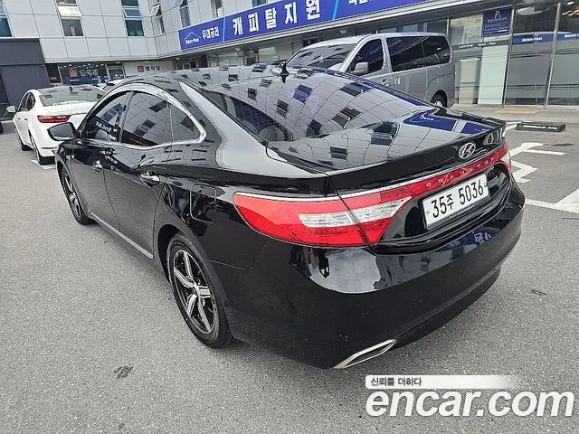 HYUNDAI GRANDEUR HYBRID 2015 — 120 353 км, чёрный, Корея — под ключ — фото 5
