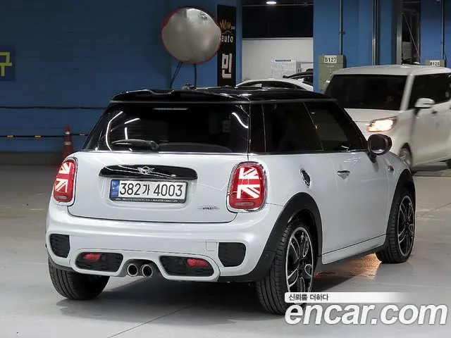 MINI COOPER S 2021 — 35 746 км, серебристо-серый, Корея — под ключ — фото 4