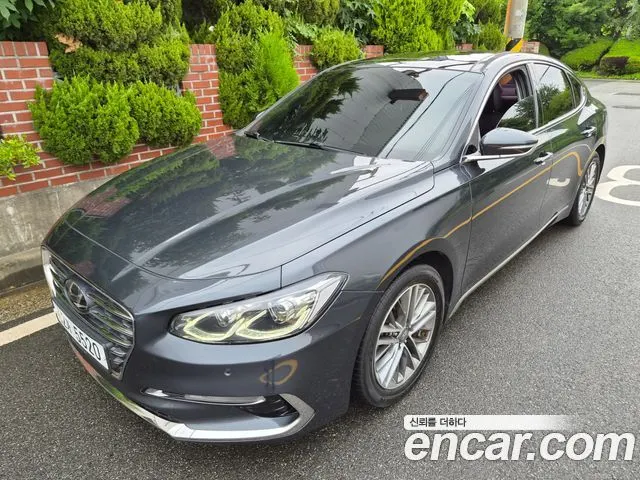 HYUNDAI GRANDEUR 2018 — 151 300 км, тёмно-зелёный, Корея — под ключ — фото 1