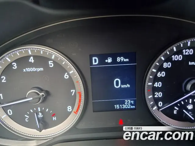 HYUNDAI GRANDEUR 2018 — 151 300 км, тёмно-зелёный, Корея — под ключ — фото 8