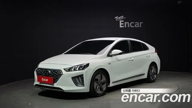 HYUNDAI IONIQ HYBRID 2020