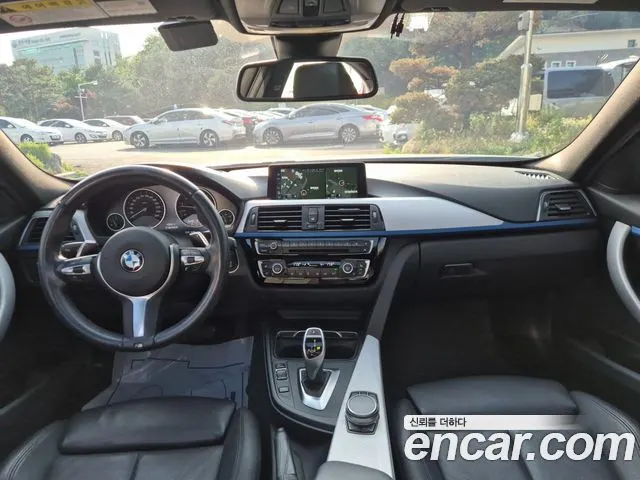 BMW 3 SERIES 2017 — 68 135 км, белый, Корея — под ключ — фото 10