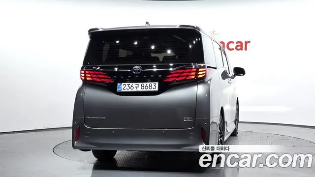 TOYOTA ALPHARD 2025 — 5 590 км, серый, Корея — под ключ — фото 4