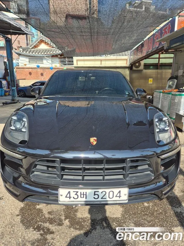 PORSCHE MACAN 2018 — 37 900 км, чёрный, Корея — под ключ — фото 3
