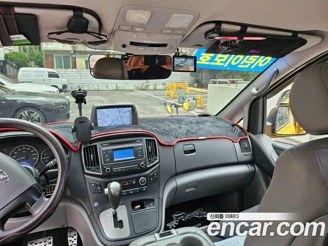 HYUNDAI GRAND STAREX 2019 — 140 000 км, жёлтый, Корея — под ключ — фото 7