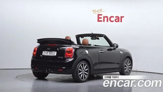 MINI COOPER S CONVERTIBLE 2017 — 110 094 км, чёрный, Корея — под ключ — фото 2