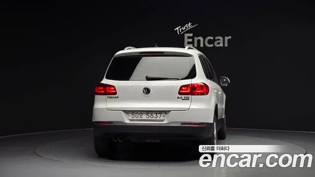 VOLKSWAGEN TIGUAN 2015 — 165 833 км, белый, Корея — под ключ — фото 4