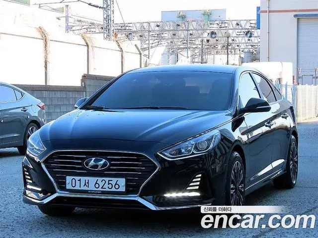 HYUNDAI SONATA HYBRID 2018 — 424 259 км, чёрный, Корея — под ключ — фото 2