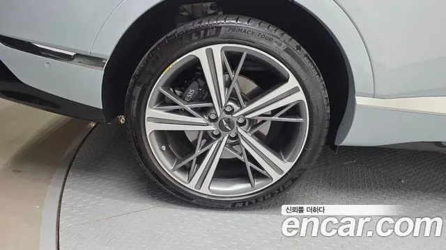 GENESIS GV80 COUPE 2024 — 23 518 км, серебристо-серый, Корея — под ключ — фото 5