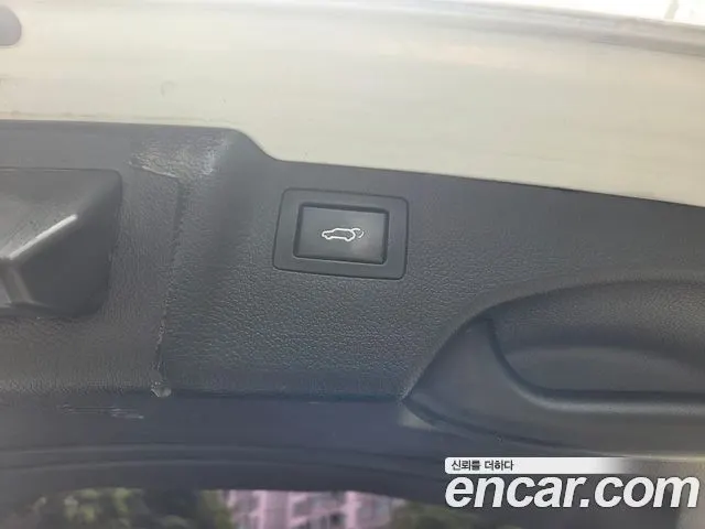 HYUNDAI SANTA FE 2018 — 220 706 км, серебристый, Корея — под ключ — фото 10