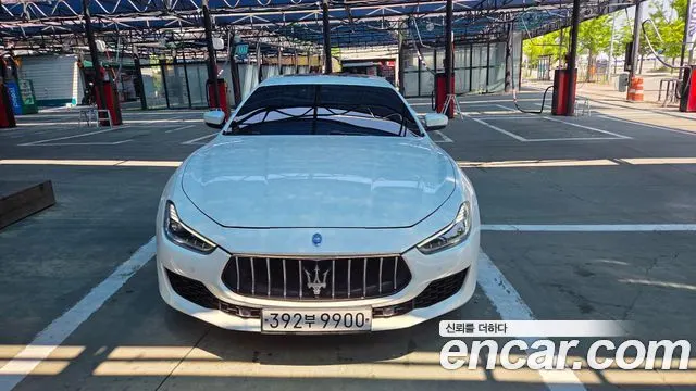 MASERATI GHIBLI 2018