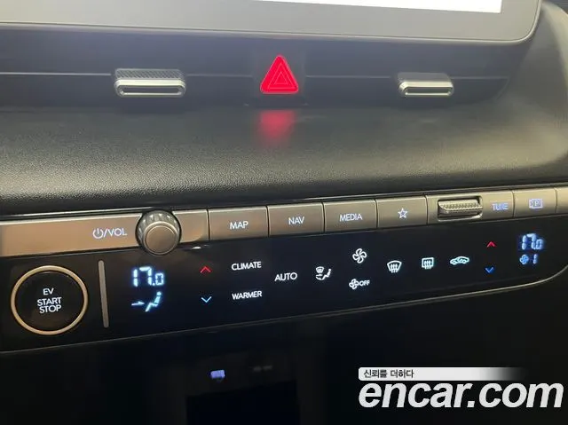HYUNDAI IONIQ 5 2022 — 37 279 км, серебристо-серый, Корея — под ключ — фото 8