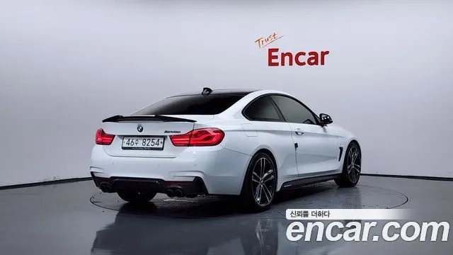 BMW 4 SERIES 2018 — 96 670 км, белый, Корея — под ключ — фото 2