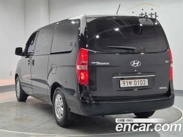 HYUNDAI GRAND STAREX 2019 — 130 357 км, чёрный, Корея — под ключ — фото 2