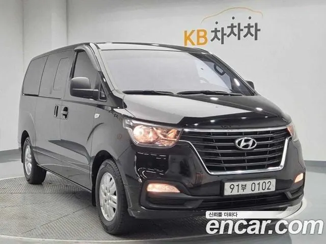 HYUNDAI GRAND STAREX 2019 — 130 357 км, чёрный, Корея — под ключ — фото 3