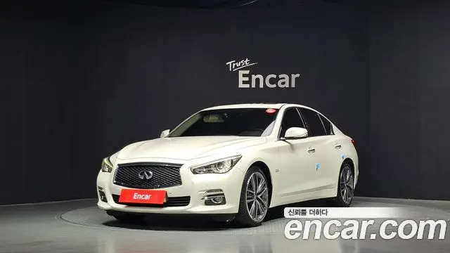 INFINITI Q50 2016