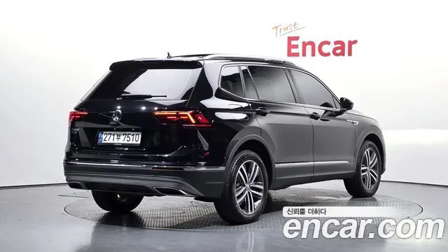 VOLKSWAGEN TIGUAN ALLSPACE 2020 — 100 861 км, чёрный, Корея — под ключ — фото 2