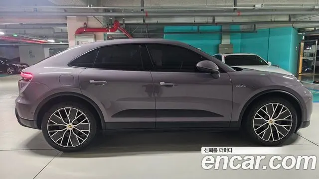 PORSCHE MACAN (EV) 2025 — 8 500 км, фиолетовый, Корея — под ключ — фото 10