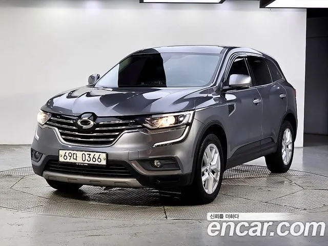RENAULT KOREA QM6 2017 — 102 140 км, серый, Корея — под ключ — фото 1