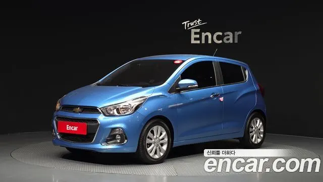CHEVROLET SPARK 2017 — 50 768 км, синий, Корея — под ключ — фото 1