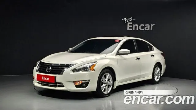 NISSAN ALTIMA — из Кореи под ключ