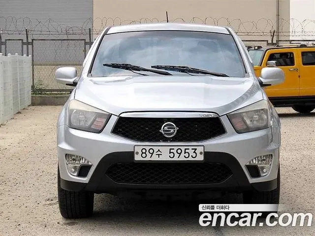 KGM KORANDO SPORTS 2014 — 77 000 км, серебристый, Корея — под ключ — фото 2