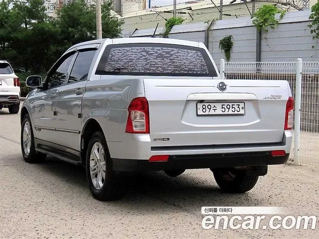 KGM KORANDO SPORTS 2014 — 77 000 км, серебристый, Корея — под ключ — фото 3